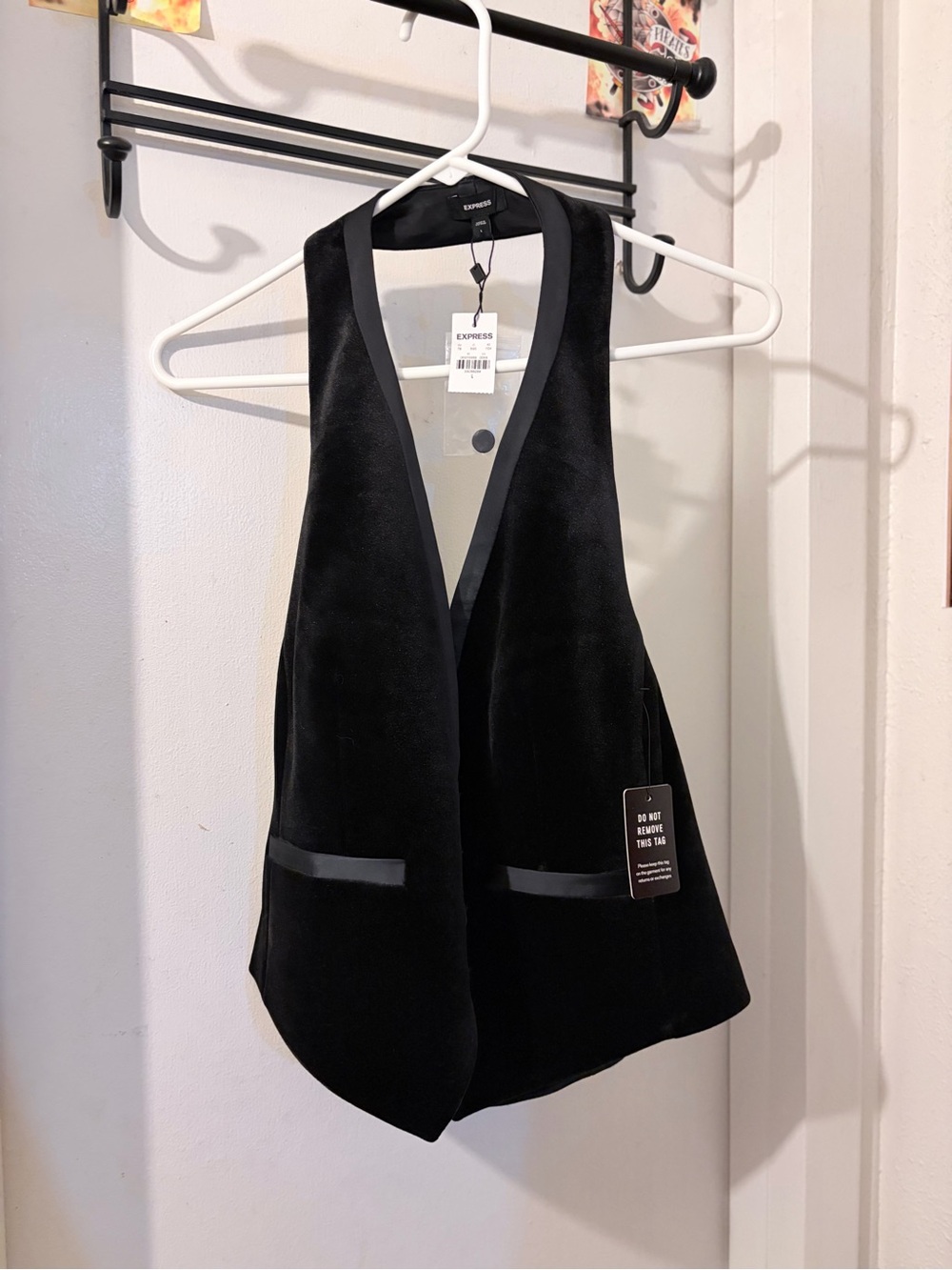 Express- size L- black velvet halter vest w/trim, buttons. NWT